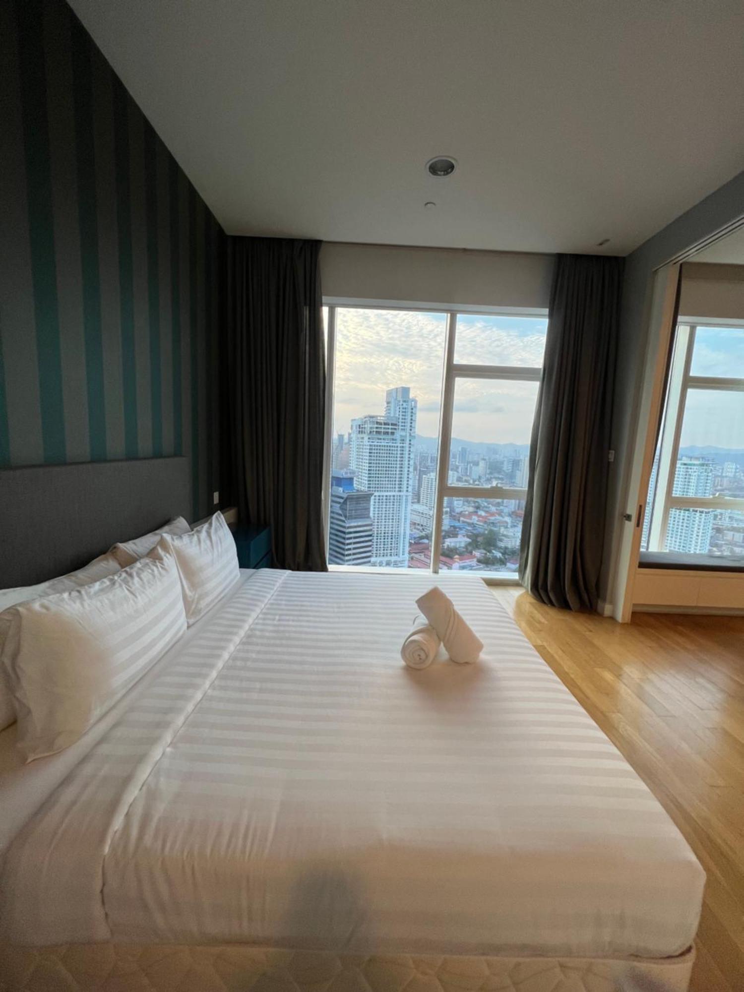 Platinum Suites Klcc Top 51 Kuala Lumpur Exterior photo